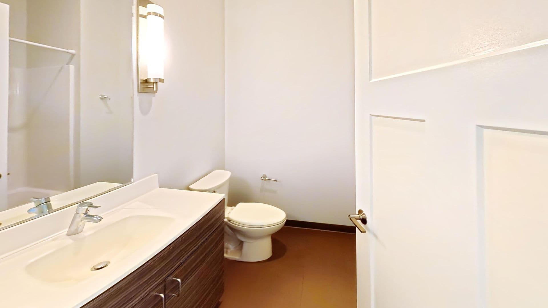 Winooski Apartment: 106 East Allen Street