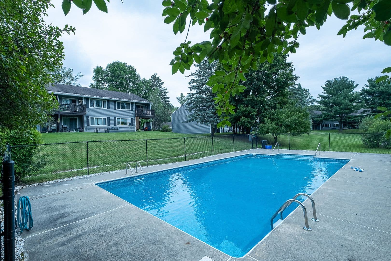 South Burlington Apartment: 248 Quarry Hill Rd Unit #73