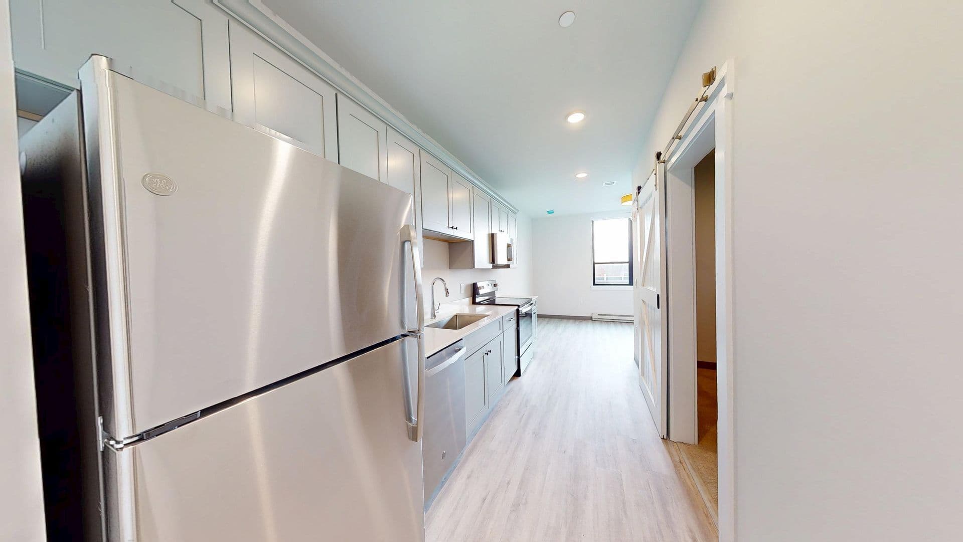 Burlington Apartment: 157 South Champlain Street