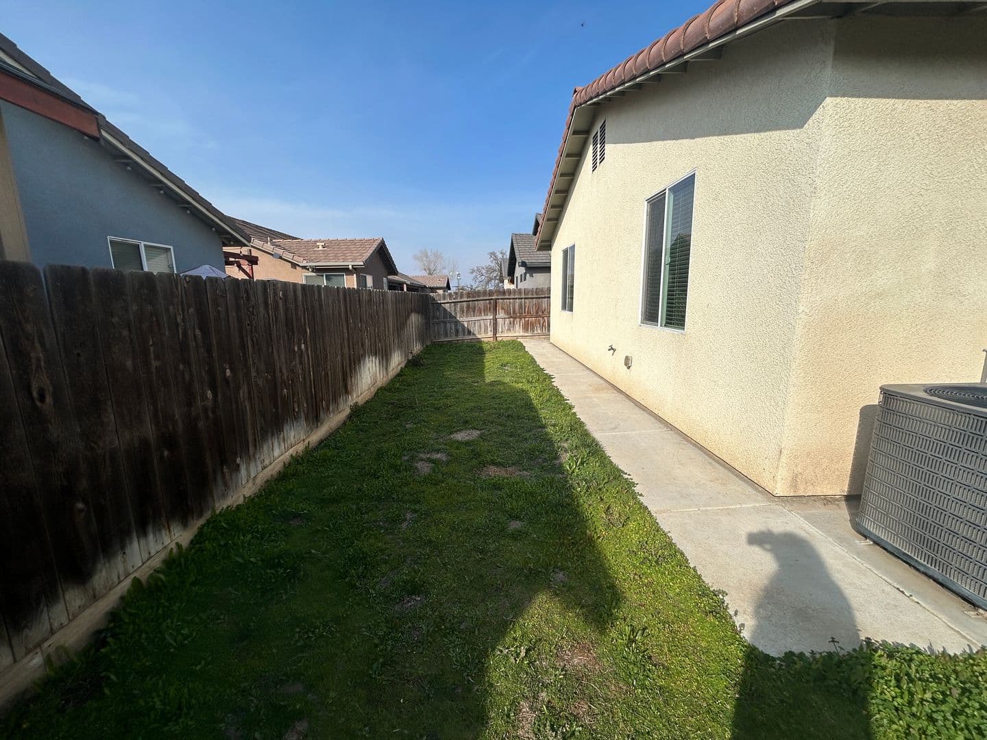 Porterville House: 493 S Milo