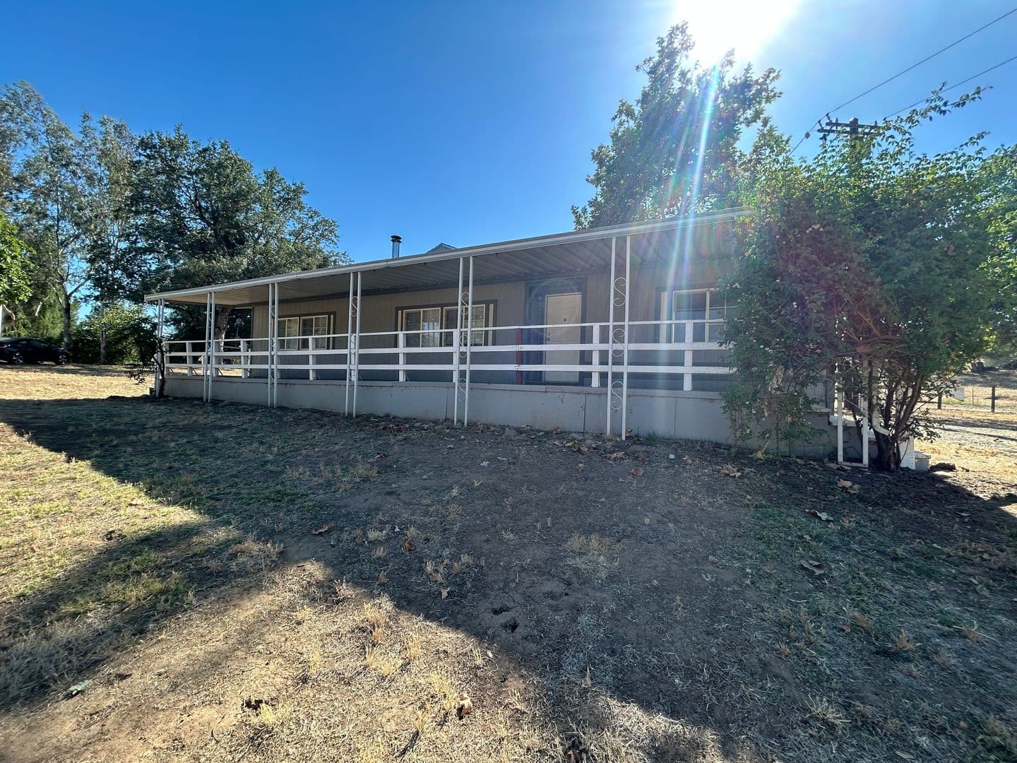 Springville House: 40771 Blue Oak