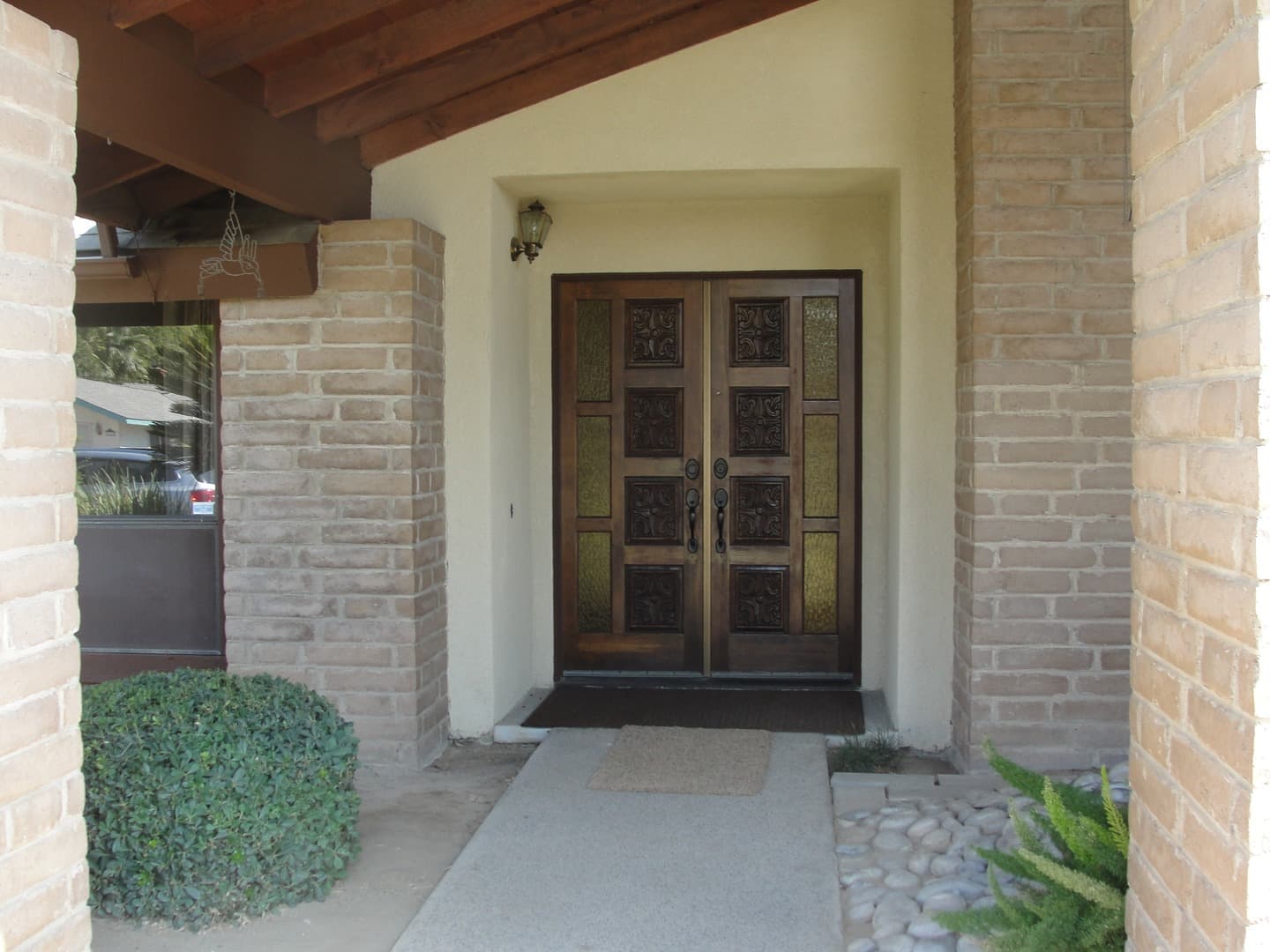 Porterville House: 1660 Memory Lane