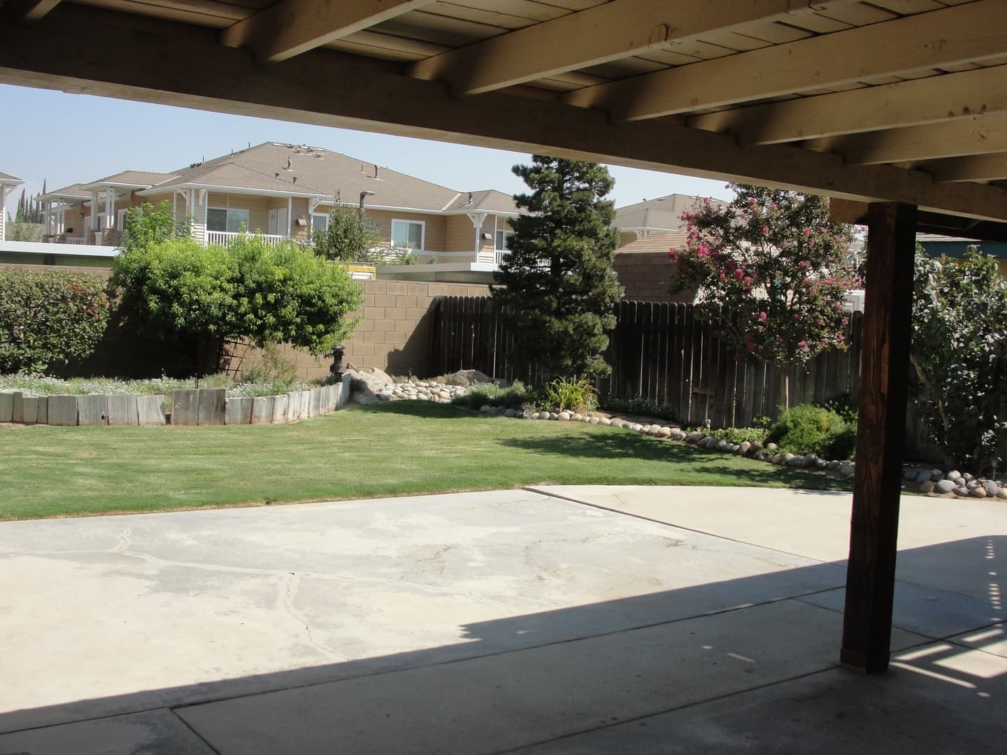 Porterville House: 1660 Memory Lane