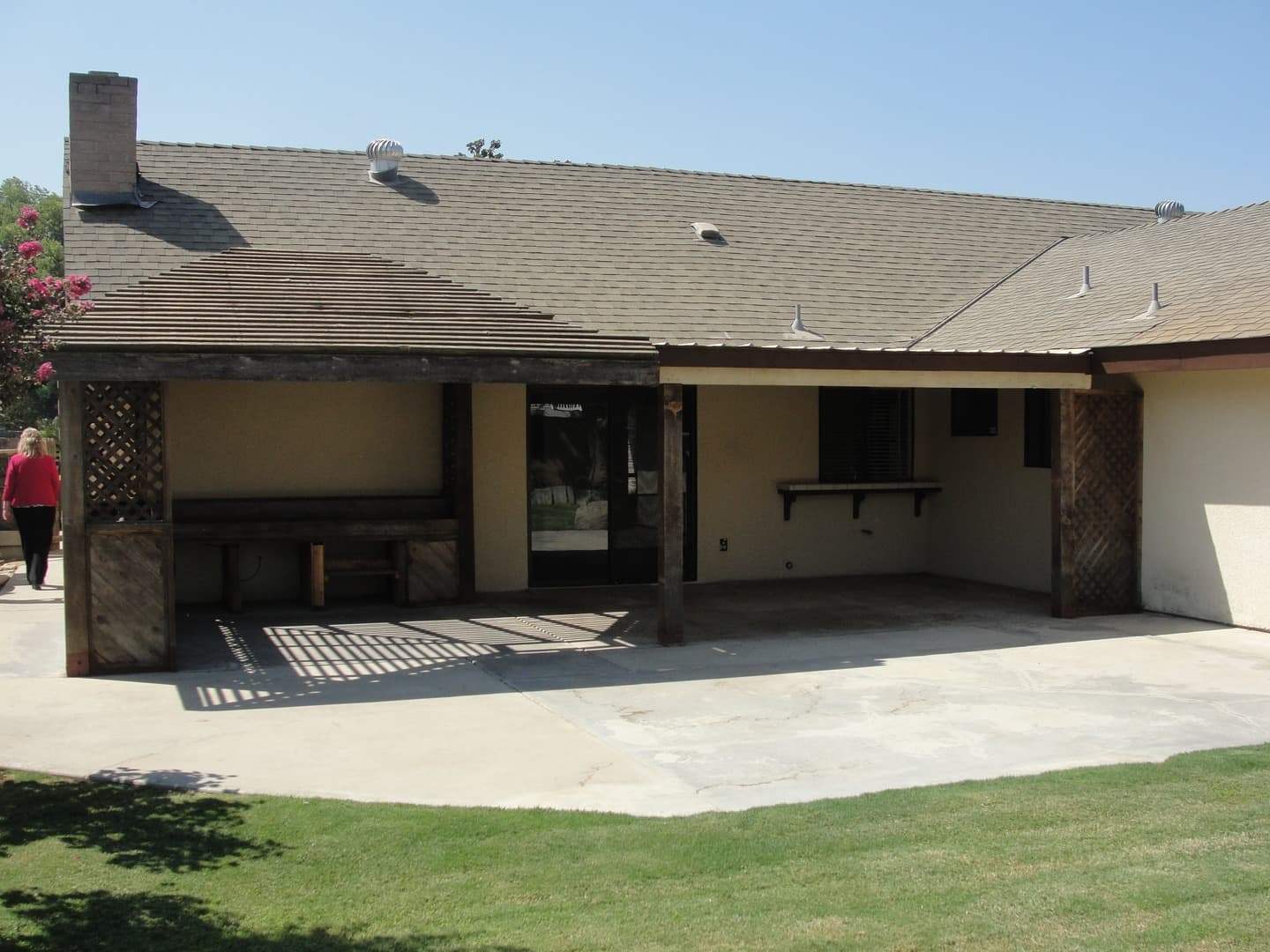 Porterville House: 1660 Memory Lane