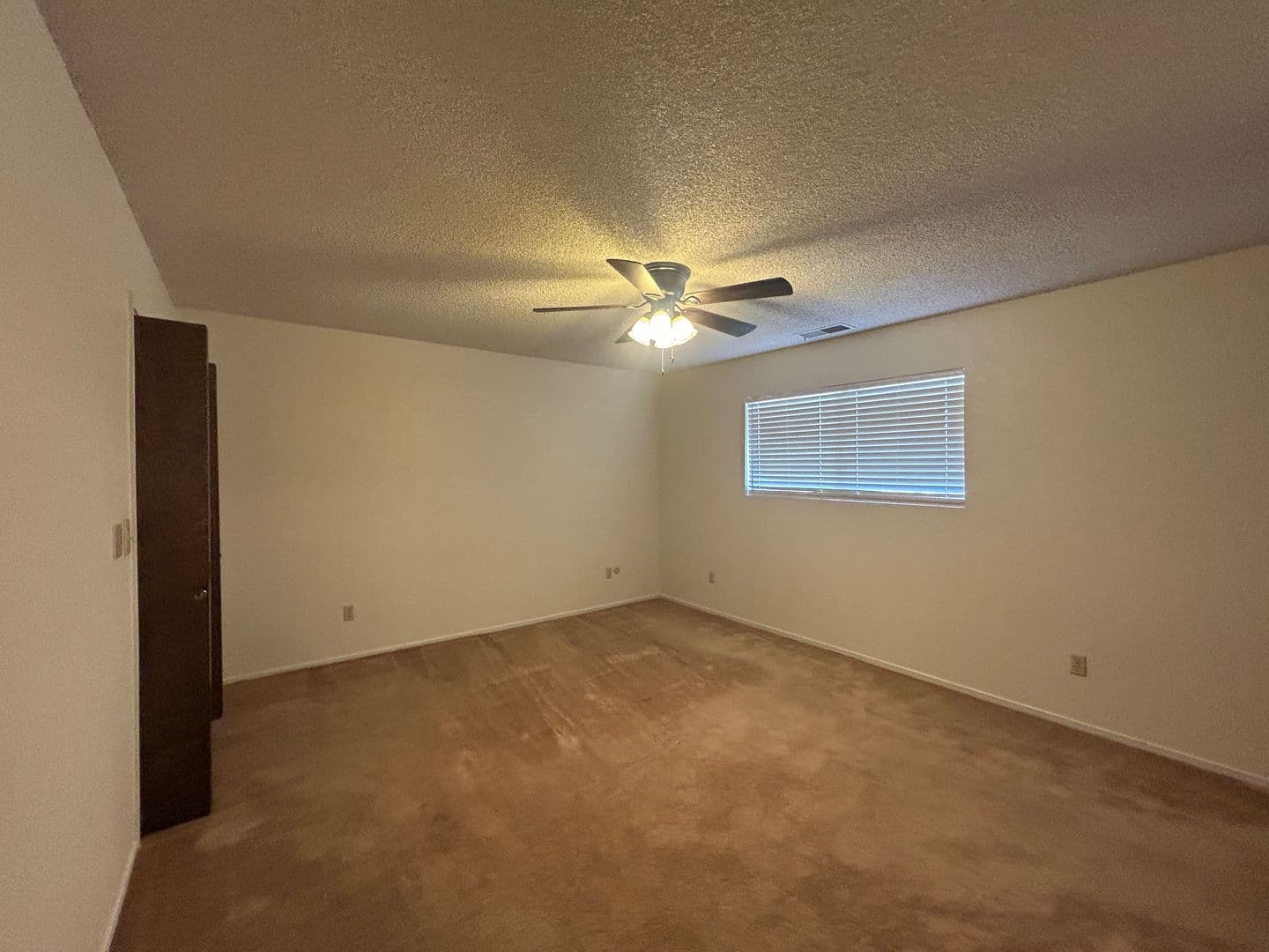 Porterville House: 1660 Memory Lane