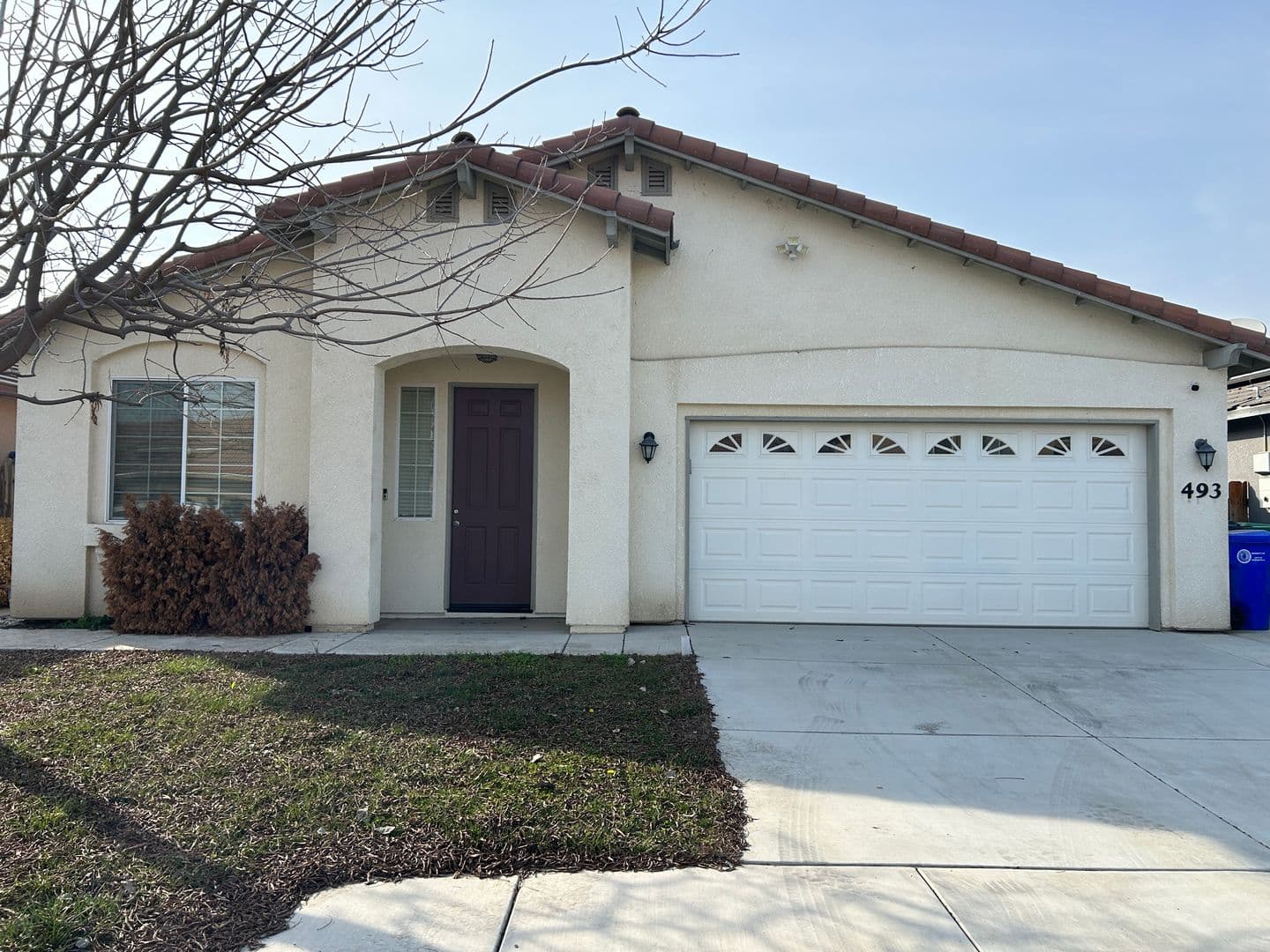 Porterville House: 493 S Milo