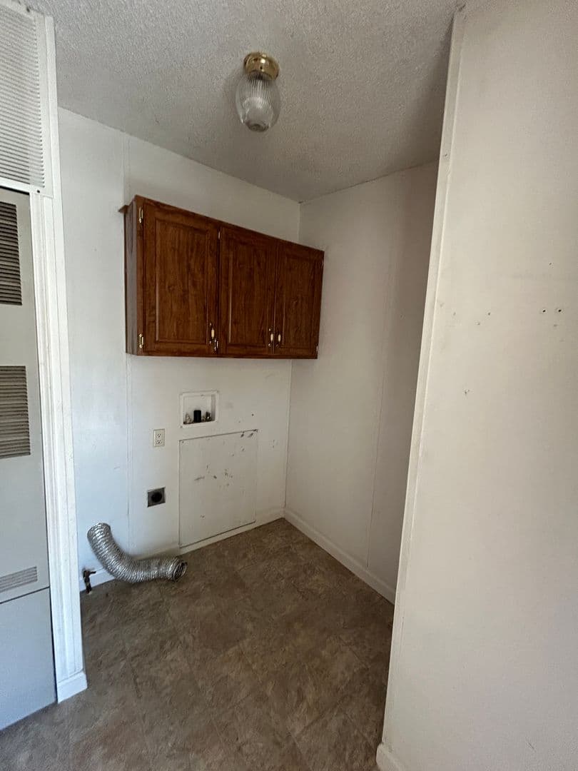 Springville House: 40771 Blue Oak