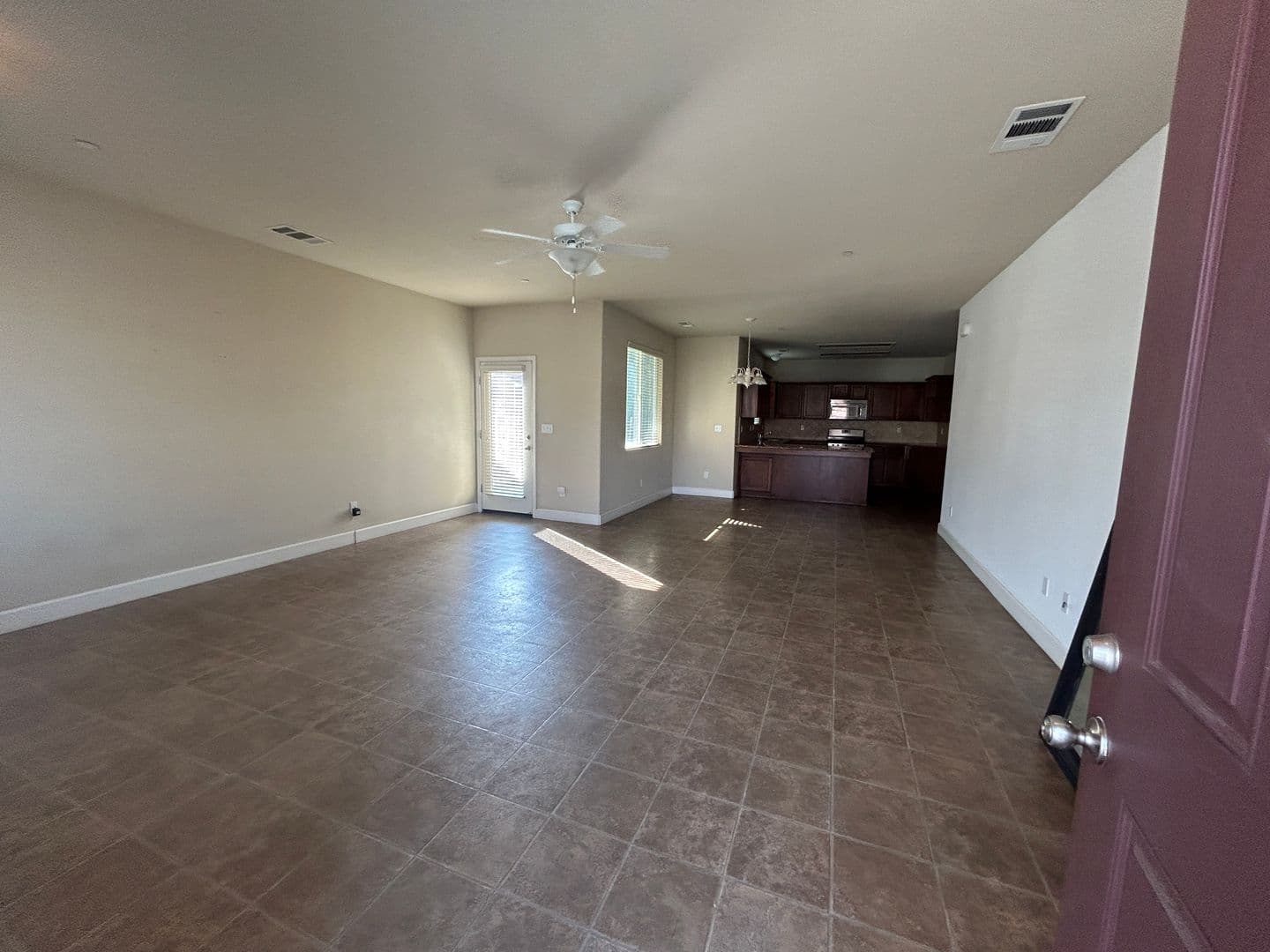 Porterville House: 493 S Milo