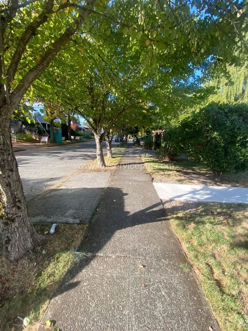 Seattle House: 6522 38th Ave NE