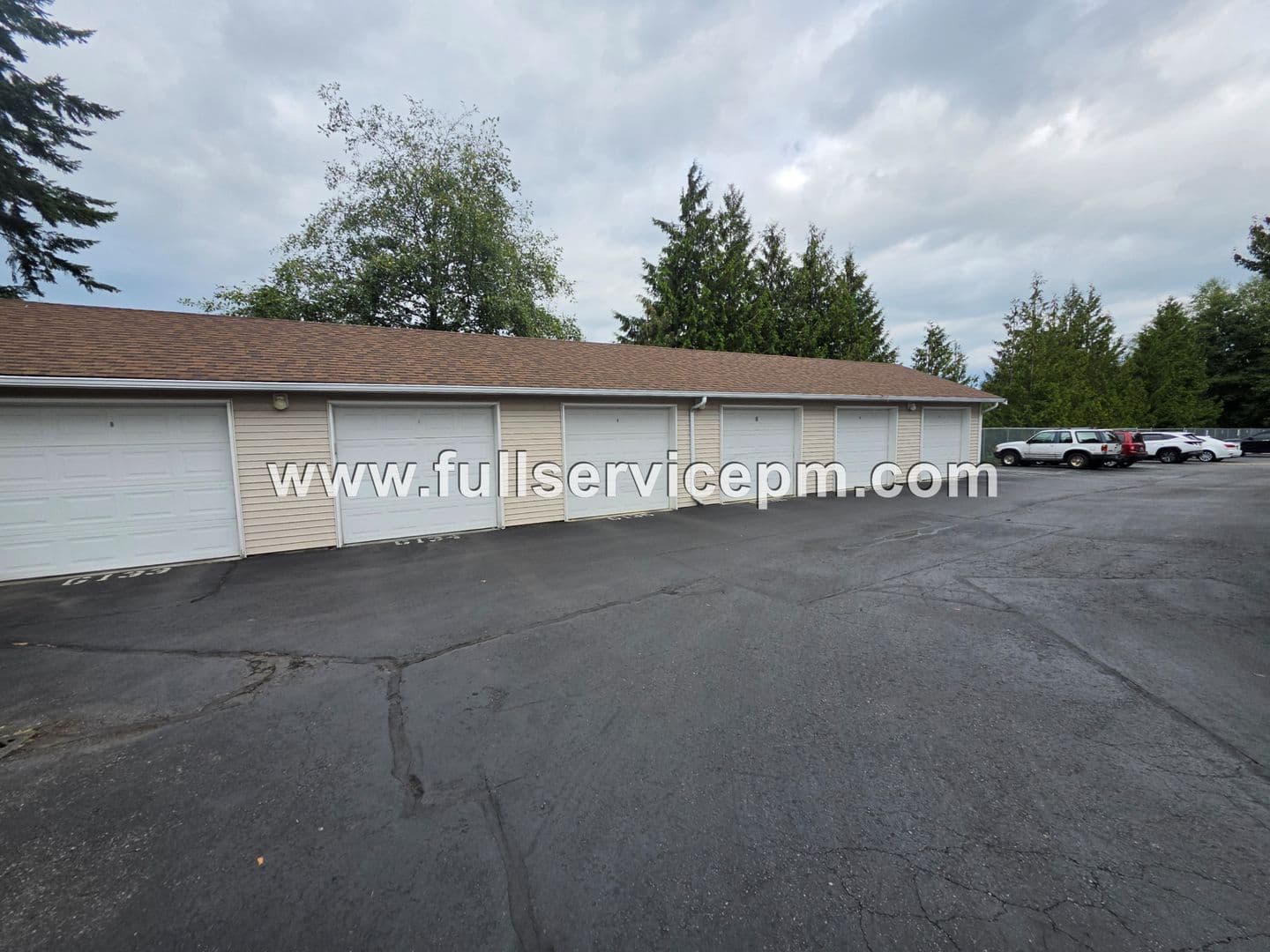 Everett Condo: 1001 W Casino Rd #D201