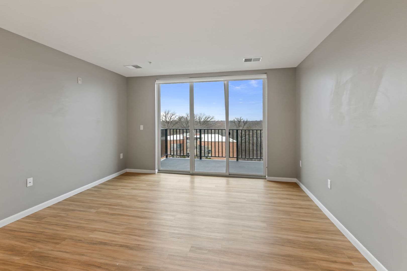Milwaukee Apartment: 8041 West Bluemound Road