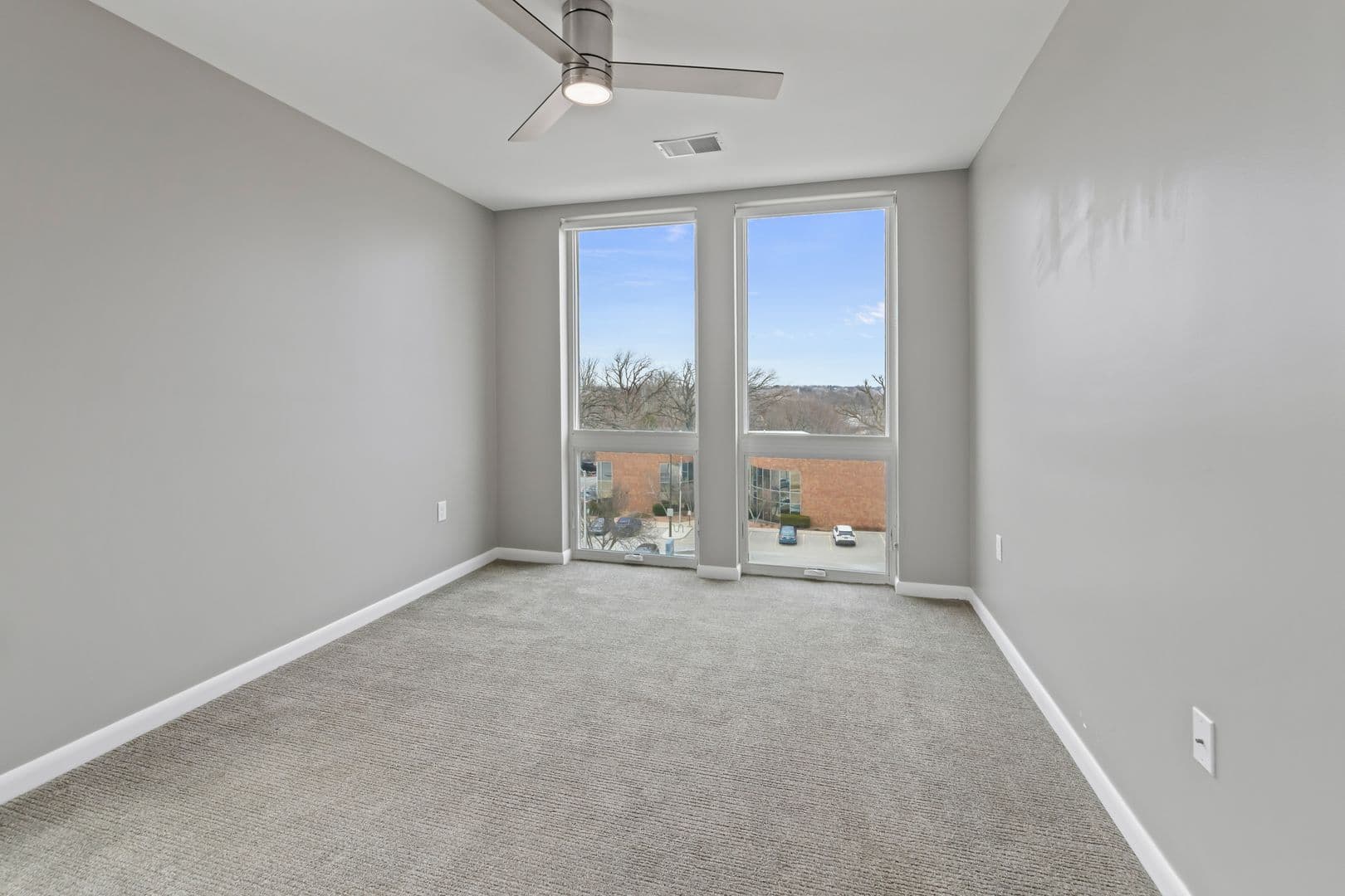Milwaukee Apartment: 8041 West Bluemound Road