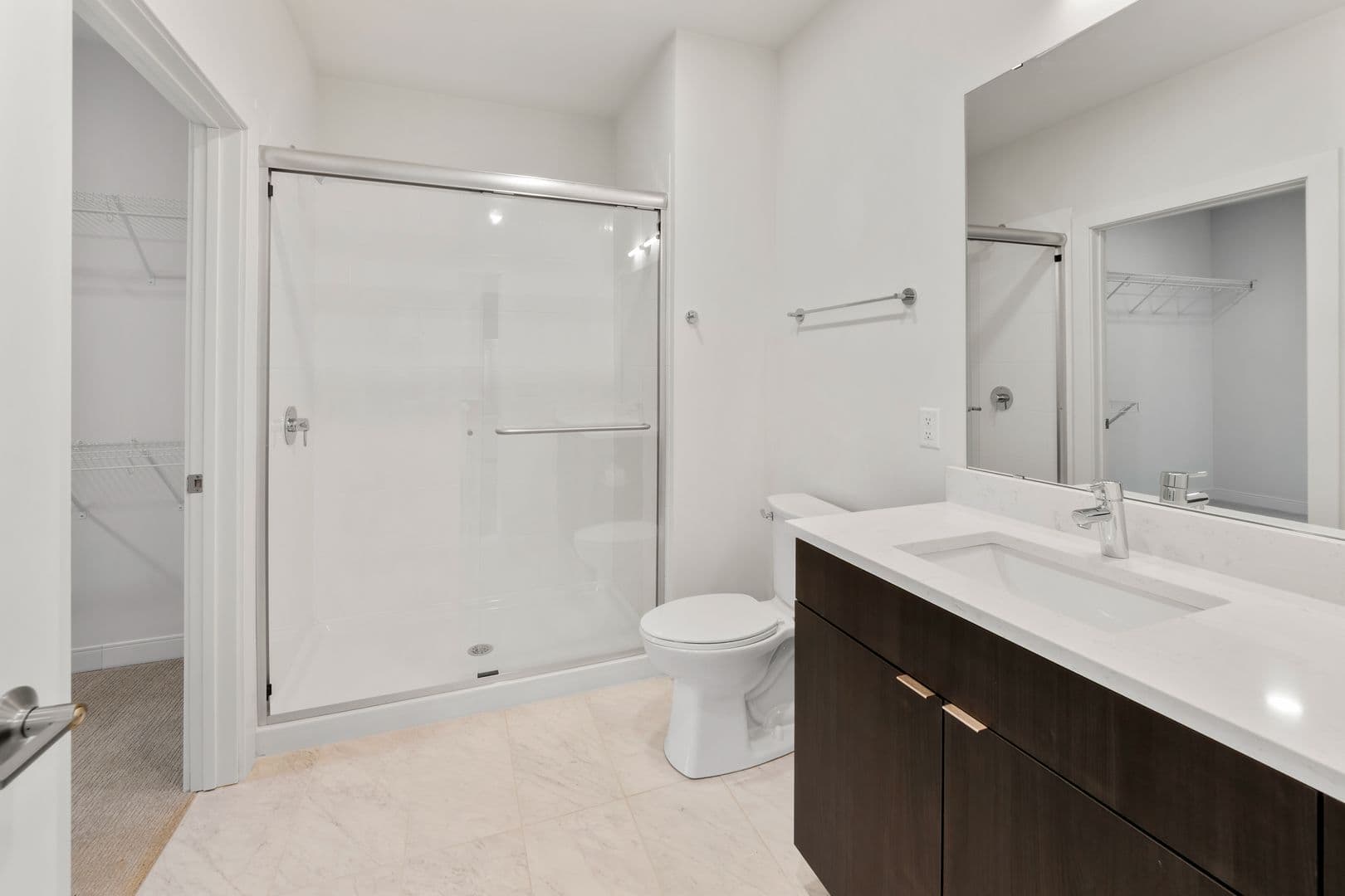 Kenosha Apartment: 5945 6th Avenue