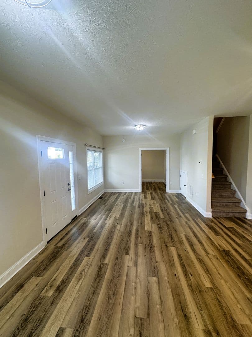 Rockingham House: 2656 Greenport Drive
