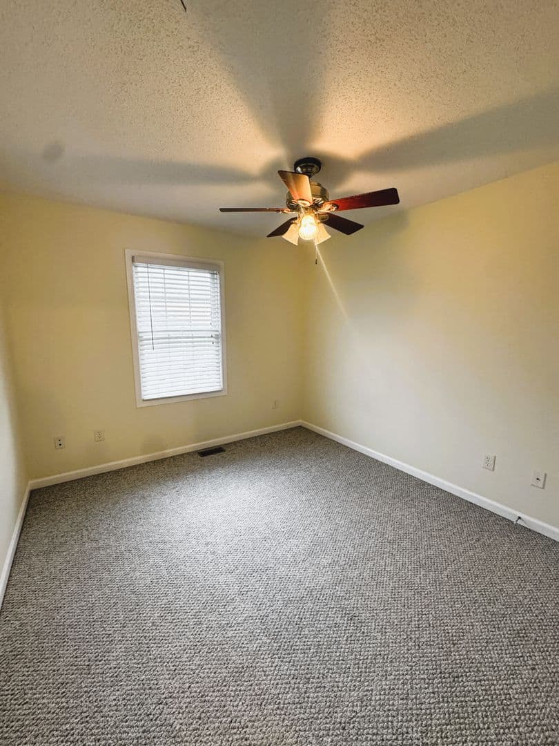 Harrisonburg House: 1422 Founders Way