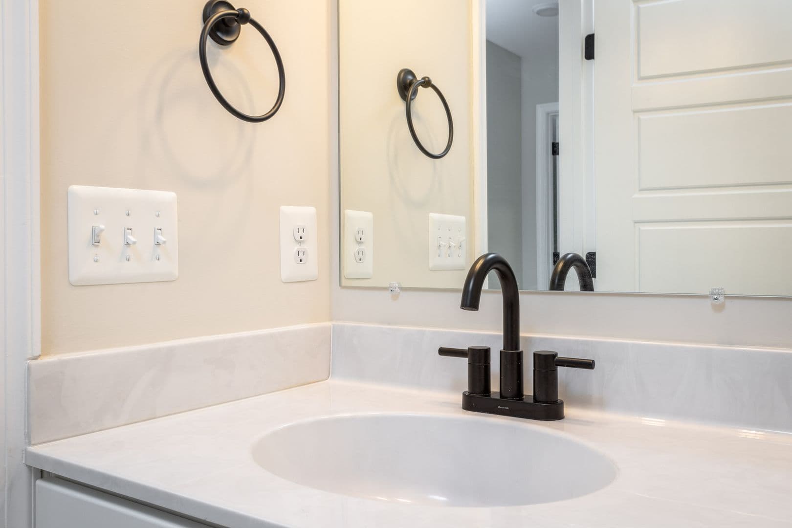 Rockingham House: 1308 Palomino Trail