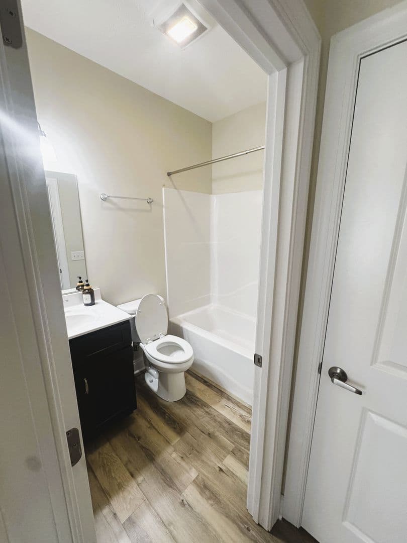 Rockingham House: 2656 Greenport Drive