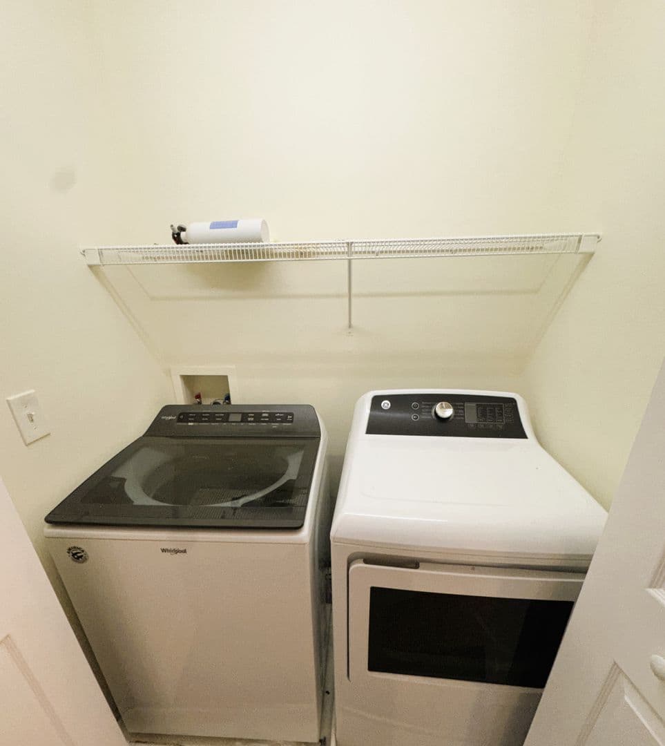 Harrisonburg House: 1422 Founders Way