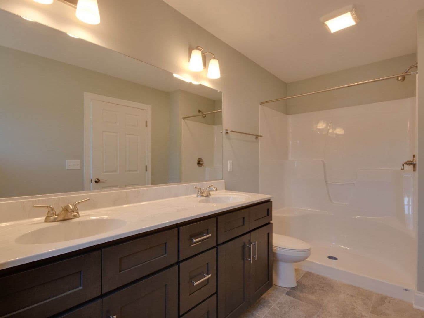 Rockingham House: 1318 Caspian Way