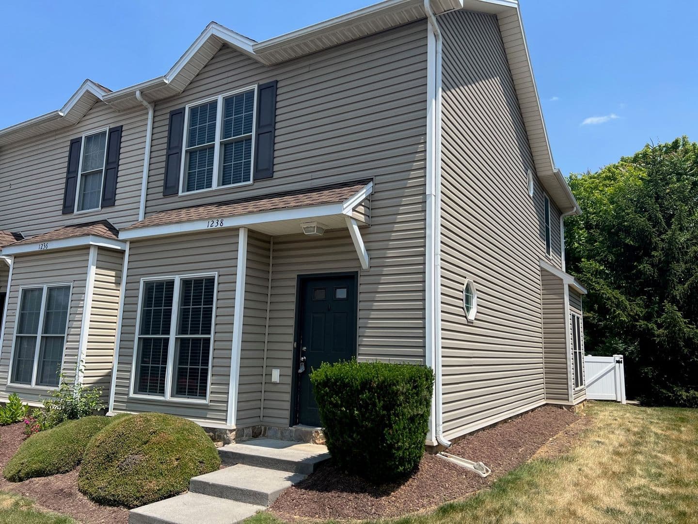 Harrisonburg House: 1238 Settlers Lane