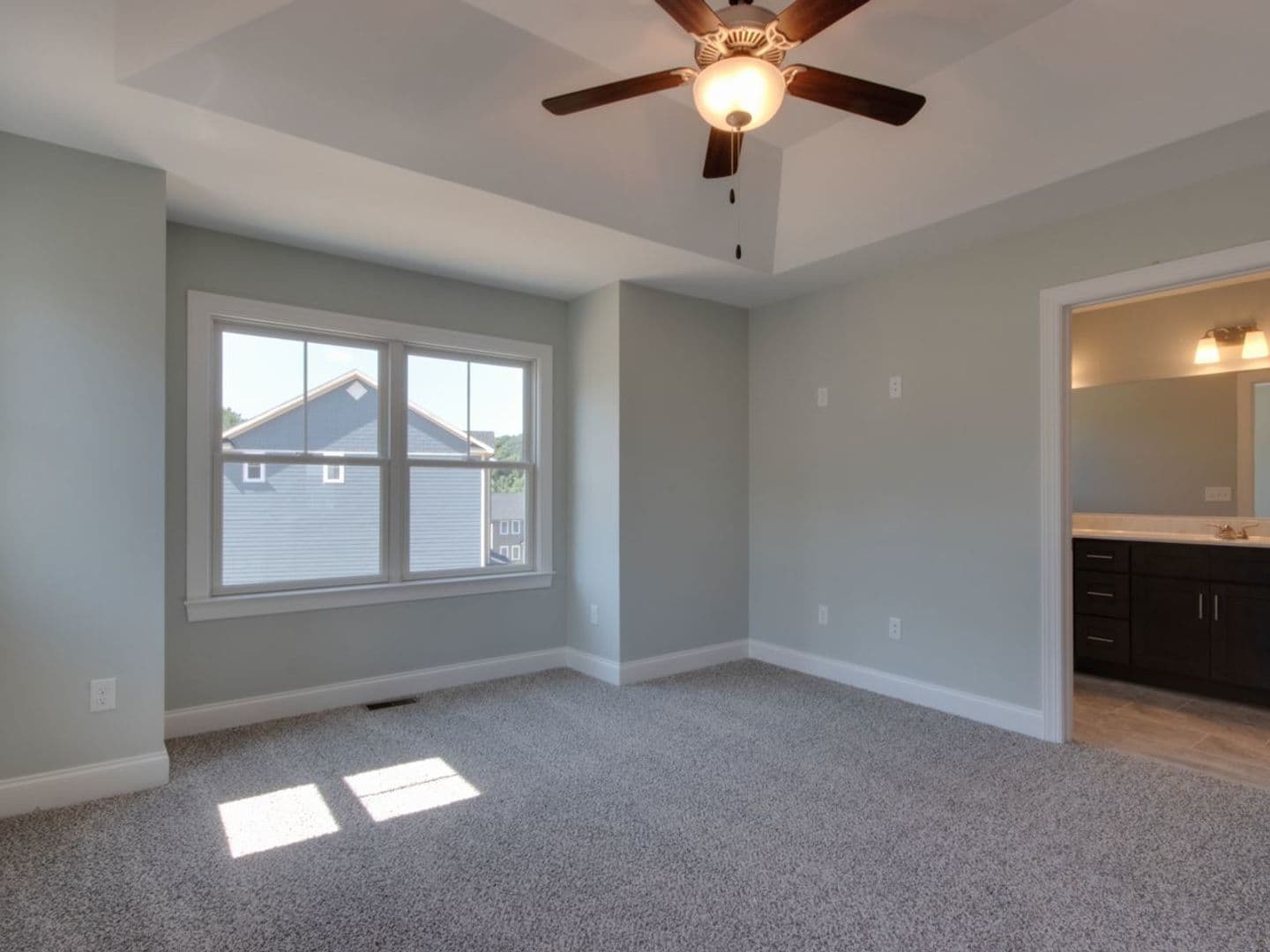 Rockingham House: 1318 Caspian Way