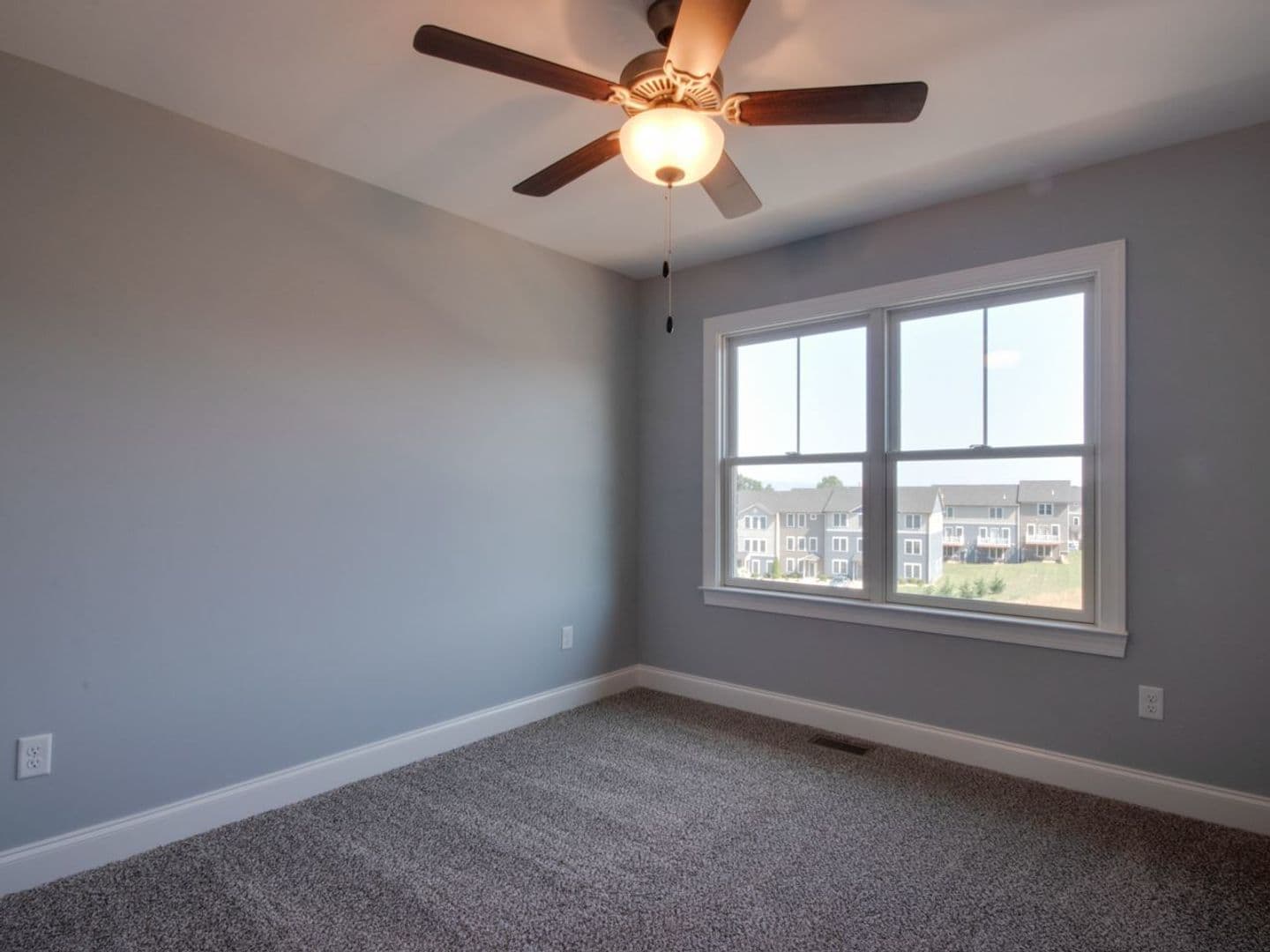 Rockingham House: 1318 Caspian Way