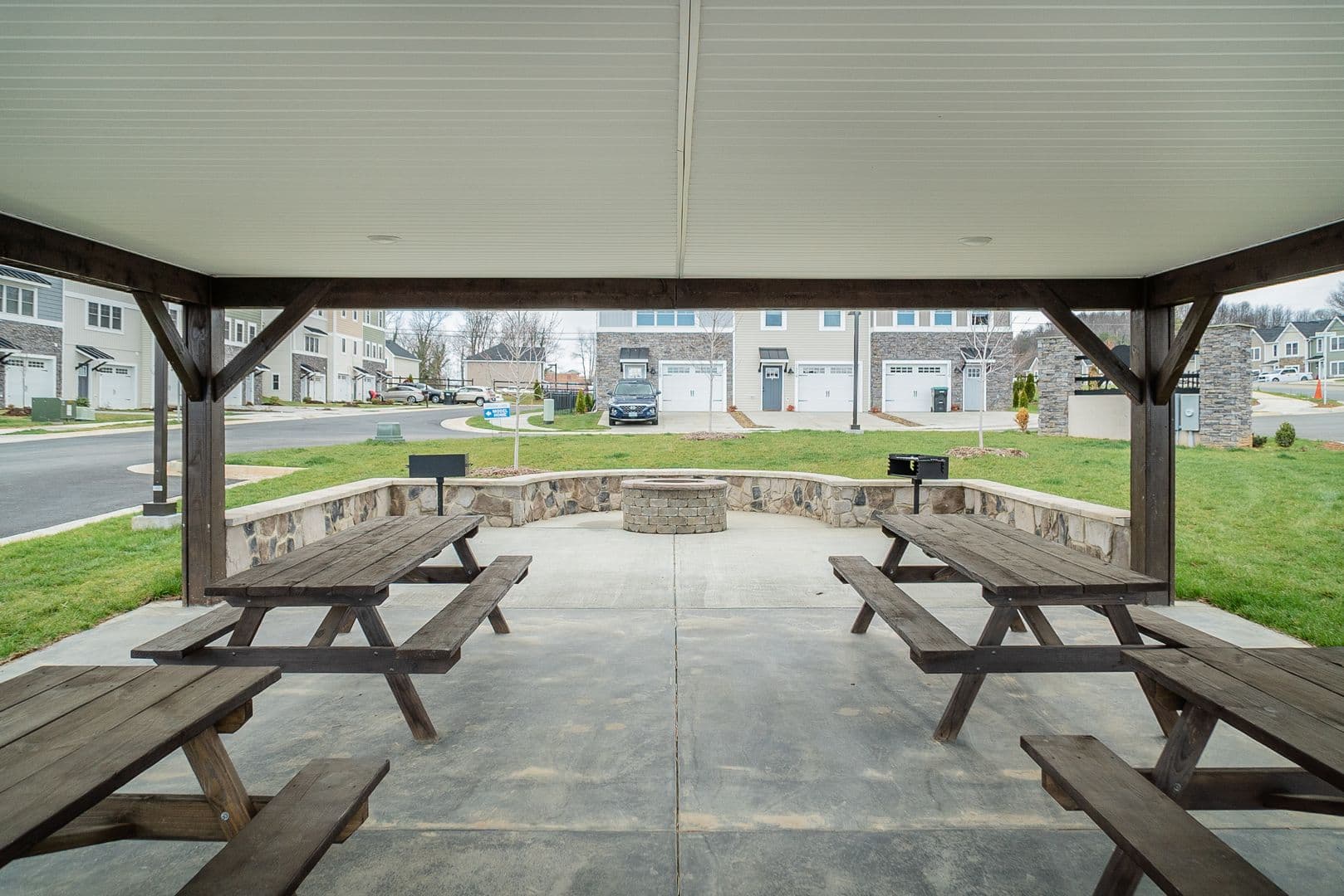 Rockingham House: 1308 Palomino Trail