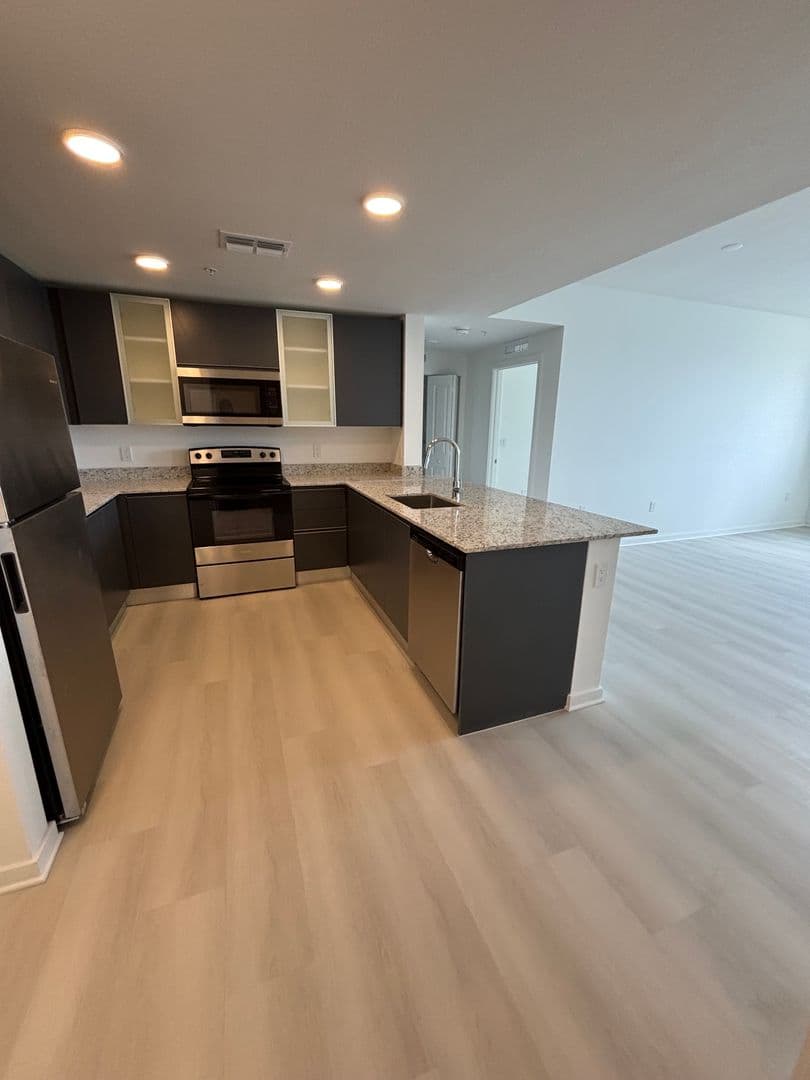 Orlando House: 5579 Millenia Park Blvd.