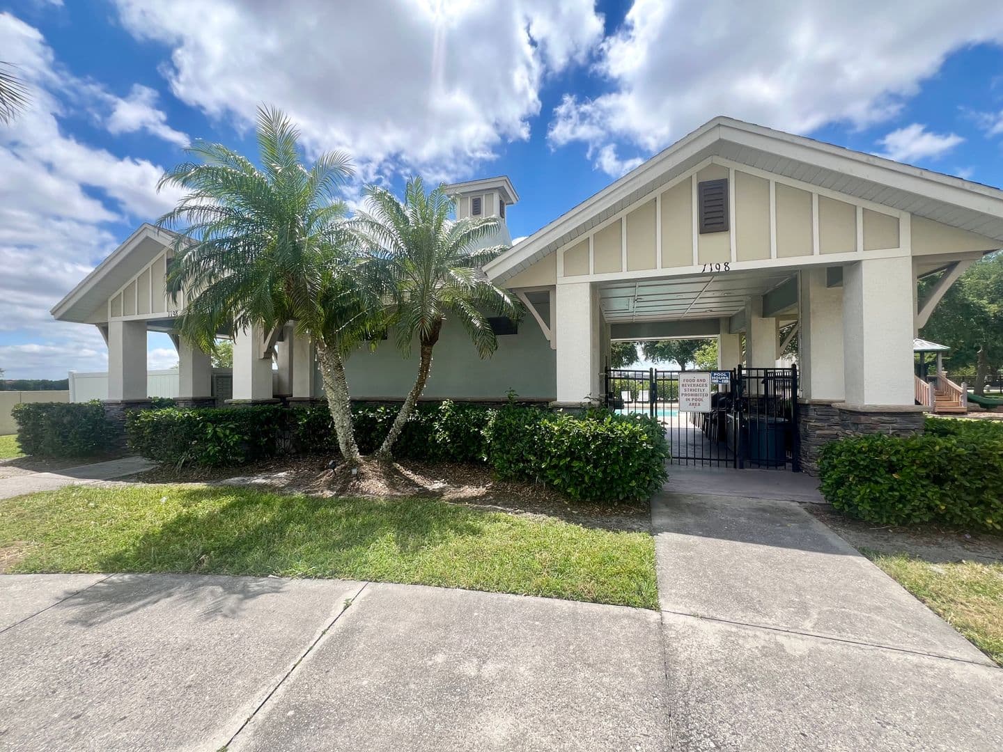 Kissimmee House: 1200 Pensacola Ct.