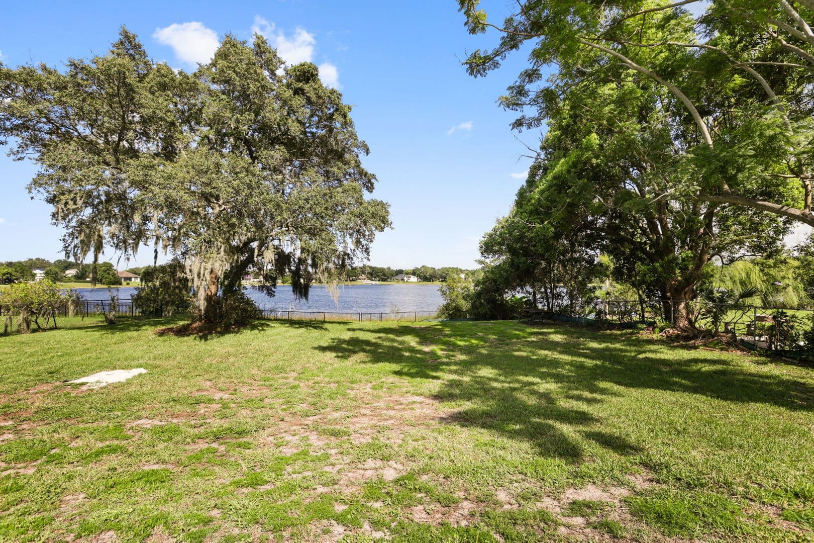 Orlando House: 5554 Palm Lake Cir.