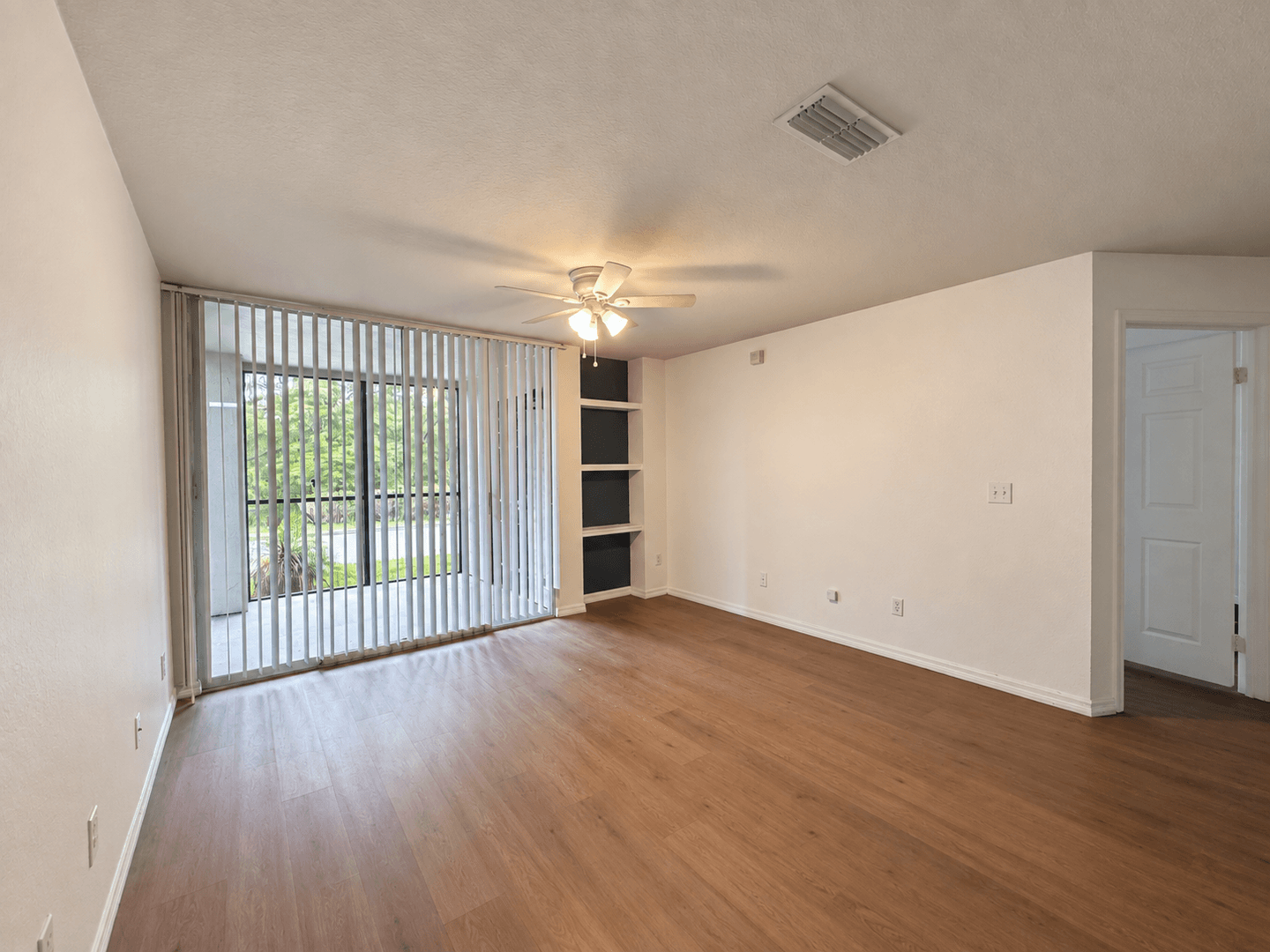 Orlando Condo: 7605 Pissarro Dr.