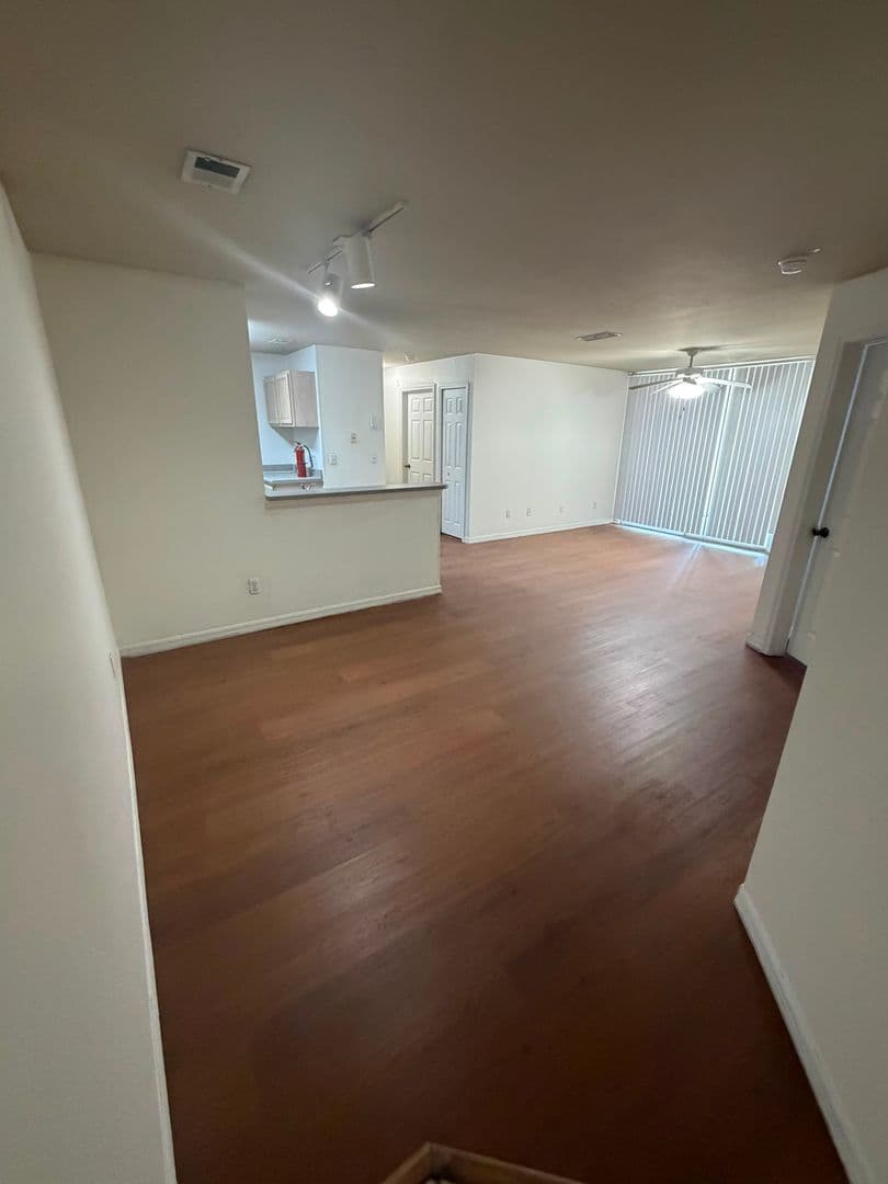 Orlando Condo: 7605 Pissarro Dr.