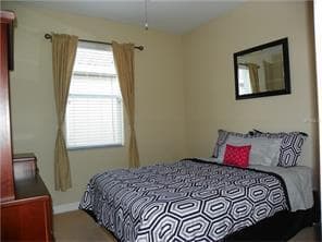 Orlando House: 14119 Queenside Street