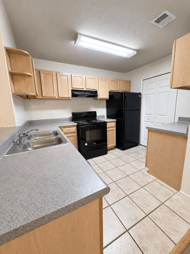 Orlando Condo: 7605 Pissarro Dr.
