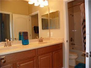 Orlando House: 14119 Queenside Street