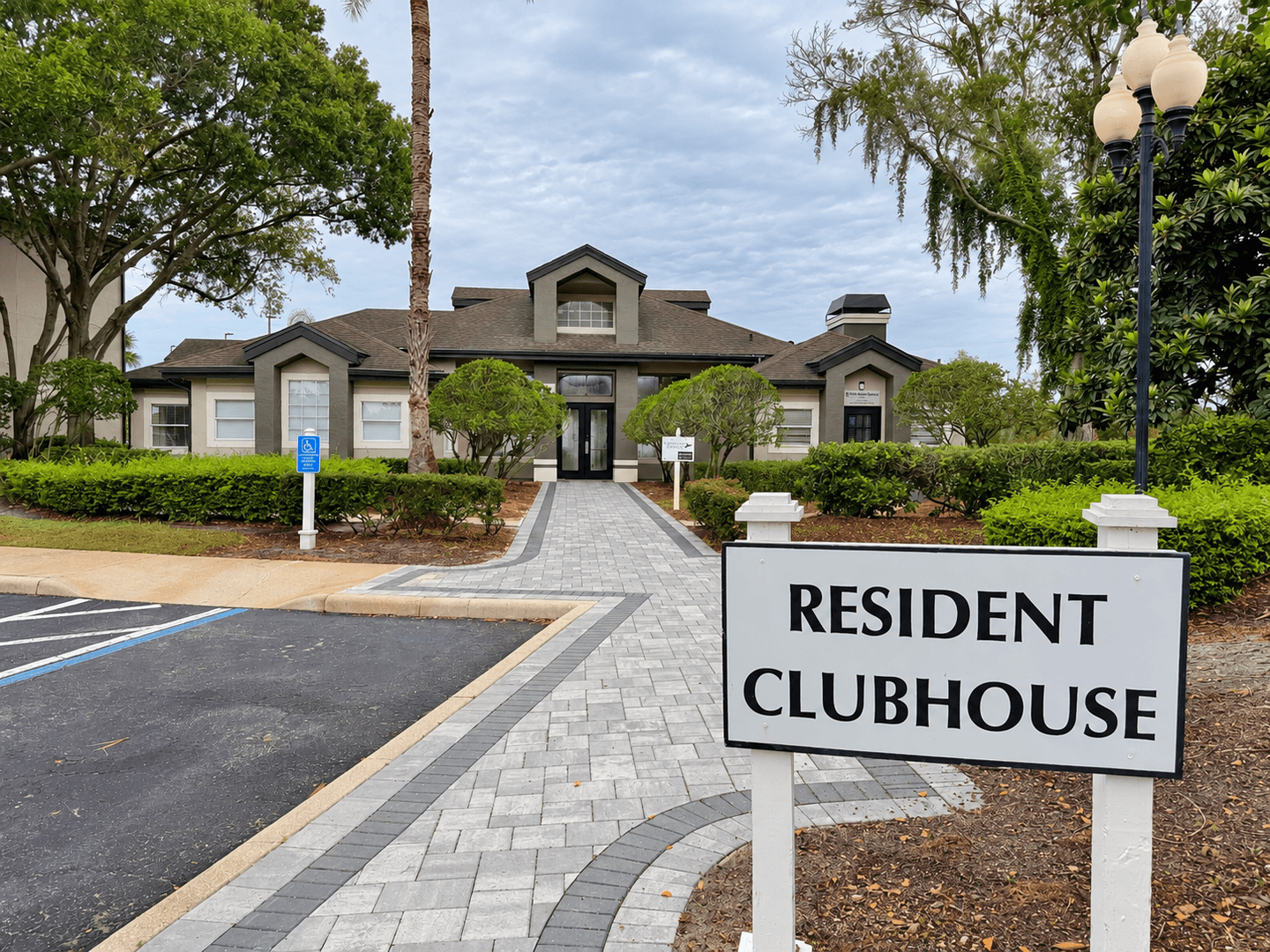 Orlando Condo: 7605 Pissarro Dr.