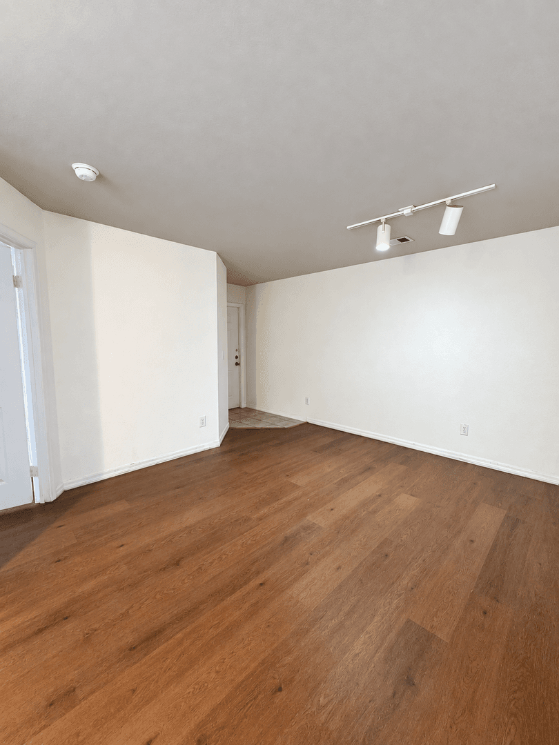 Orlando Condo: 7605 Pissarro Dr.