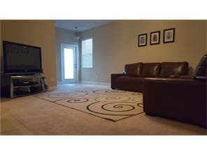 Orlando House: 14119 Queenside Street