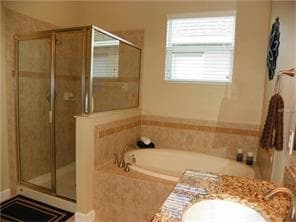 Orlando House: 14119 Queenside Street