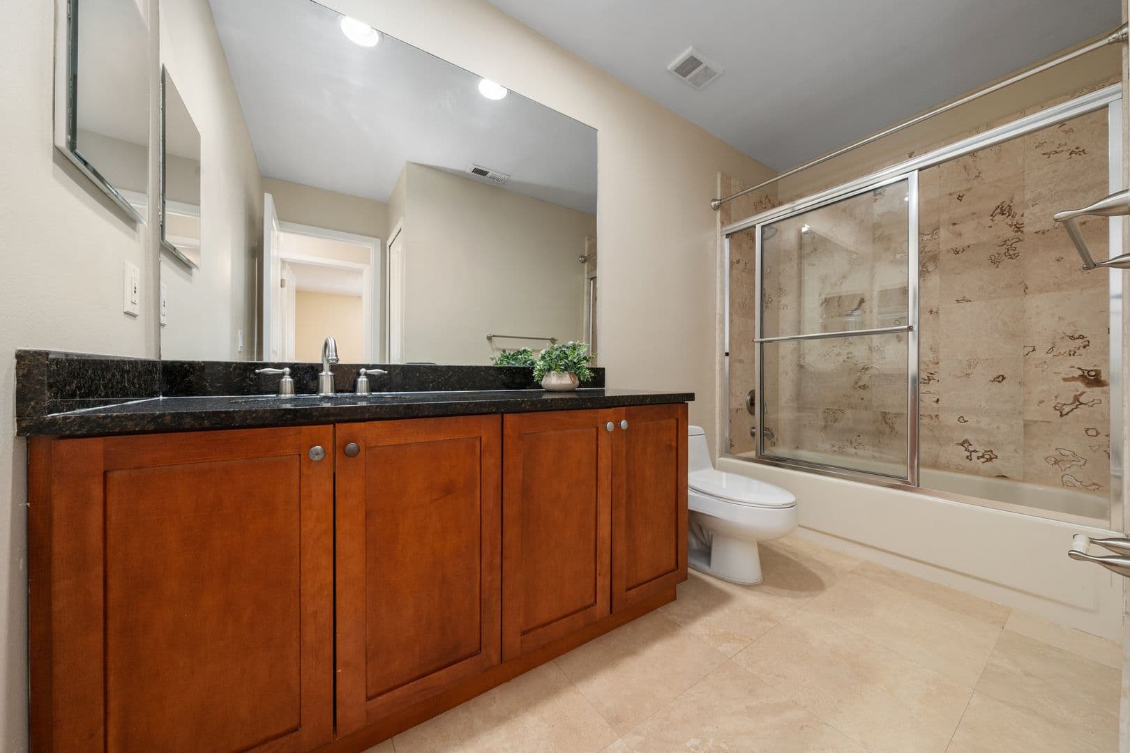 Orlando Condo: 5432 E. Michigan St. Unit #6