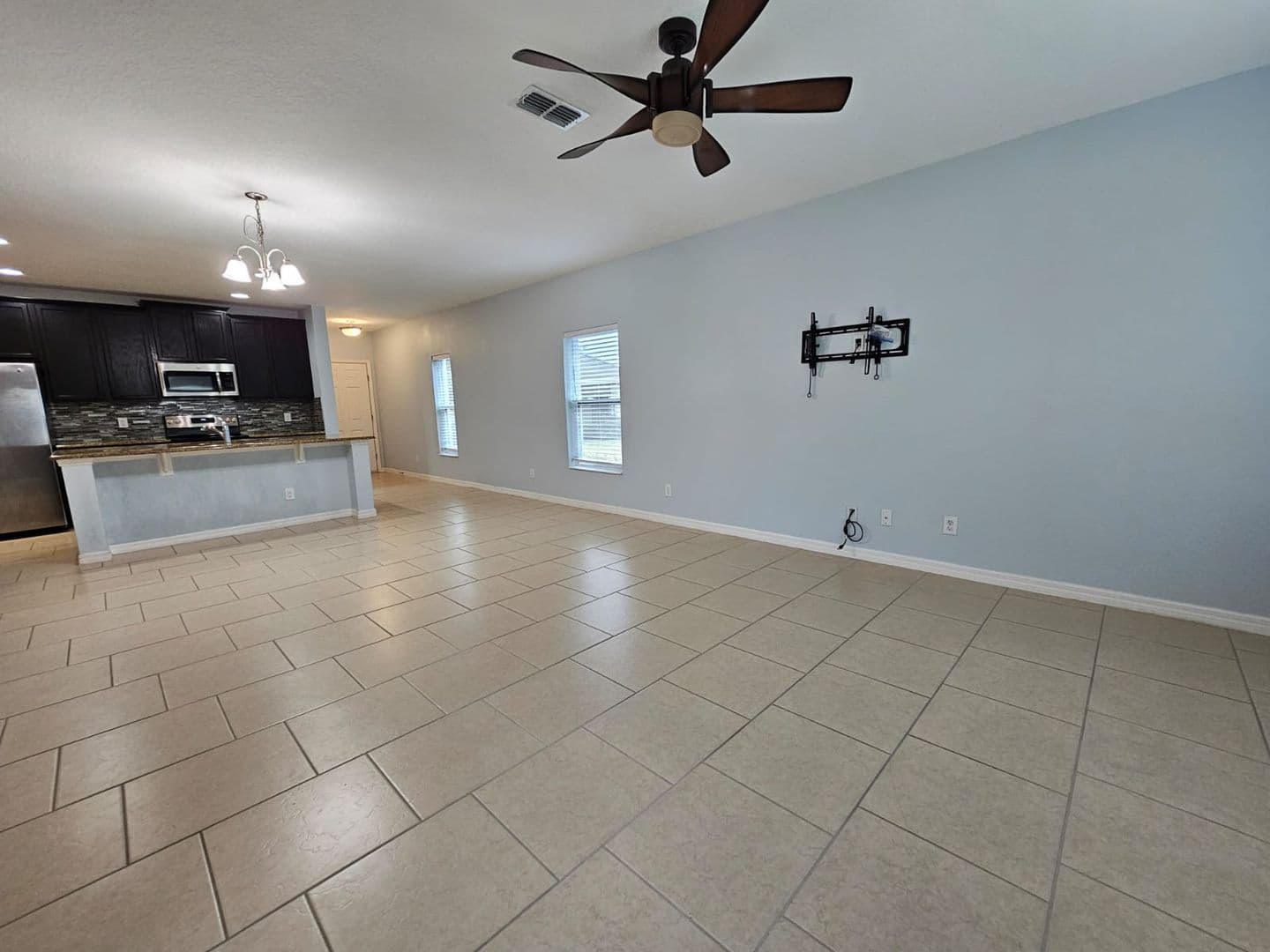 Kissimmee House: 1200 Pensacola Ct.