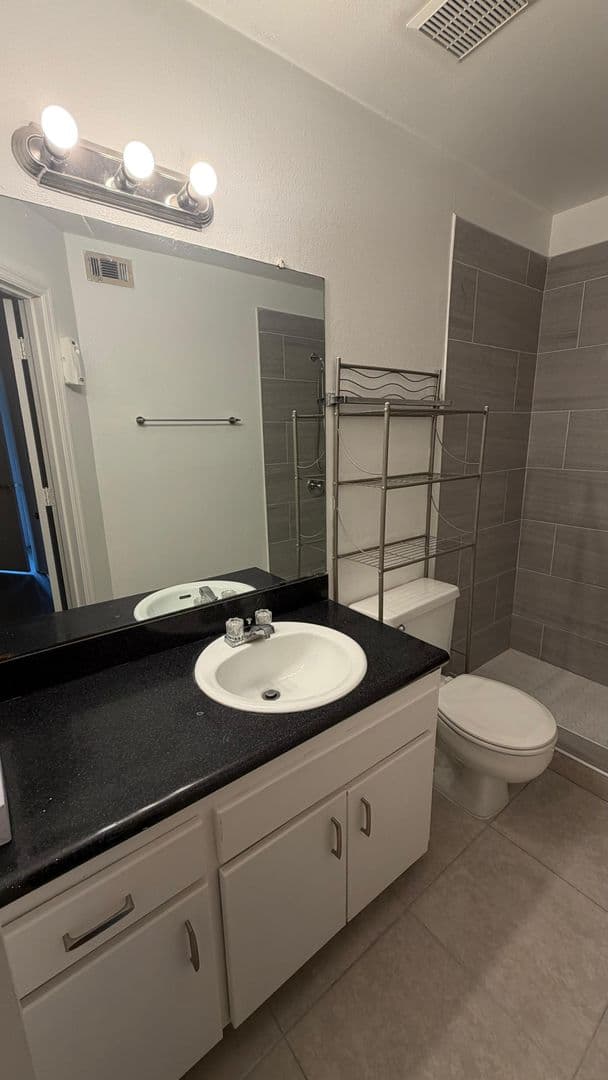 Kissimmee Condo: 421 Fountainhead Cir.
