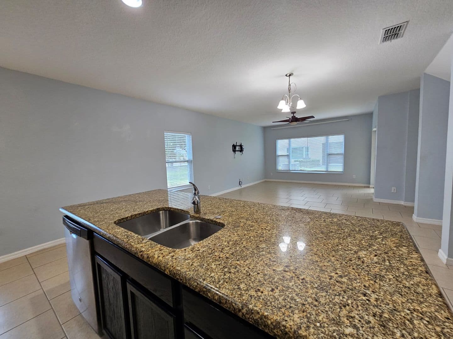 Kissimmee House: 1200 Pensacola Ct.