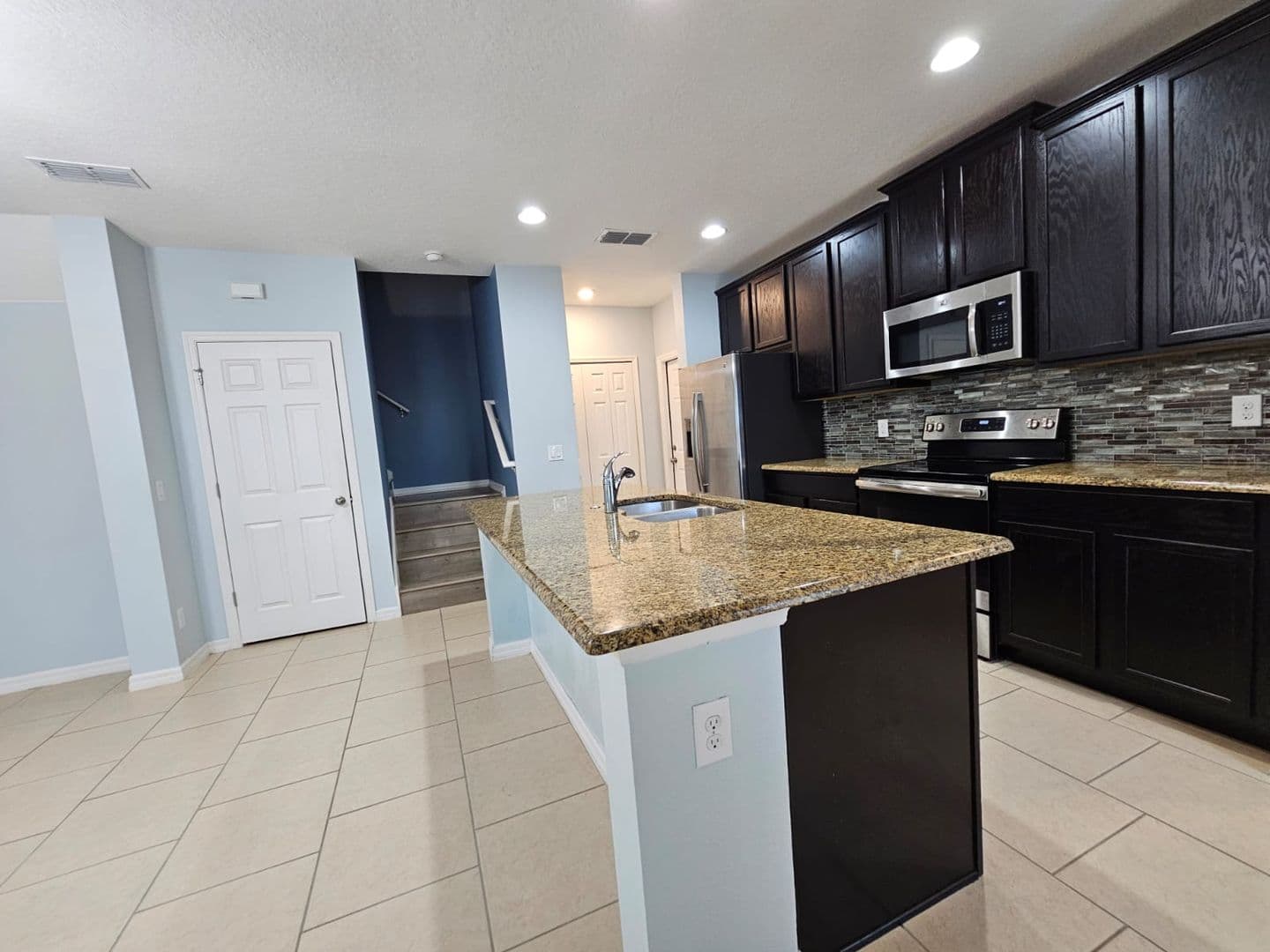 Kissimmee House: 1200 Pensacola Ct.
