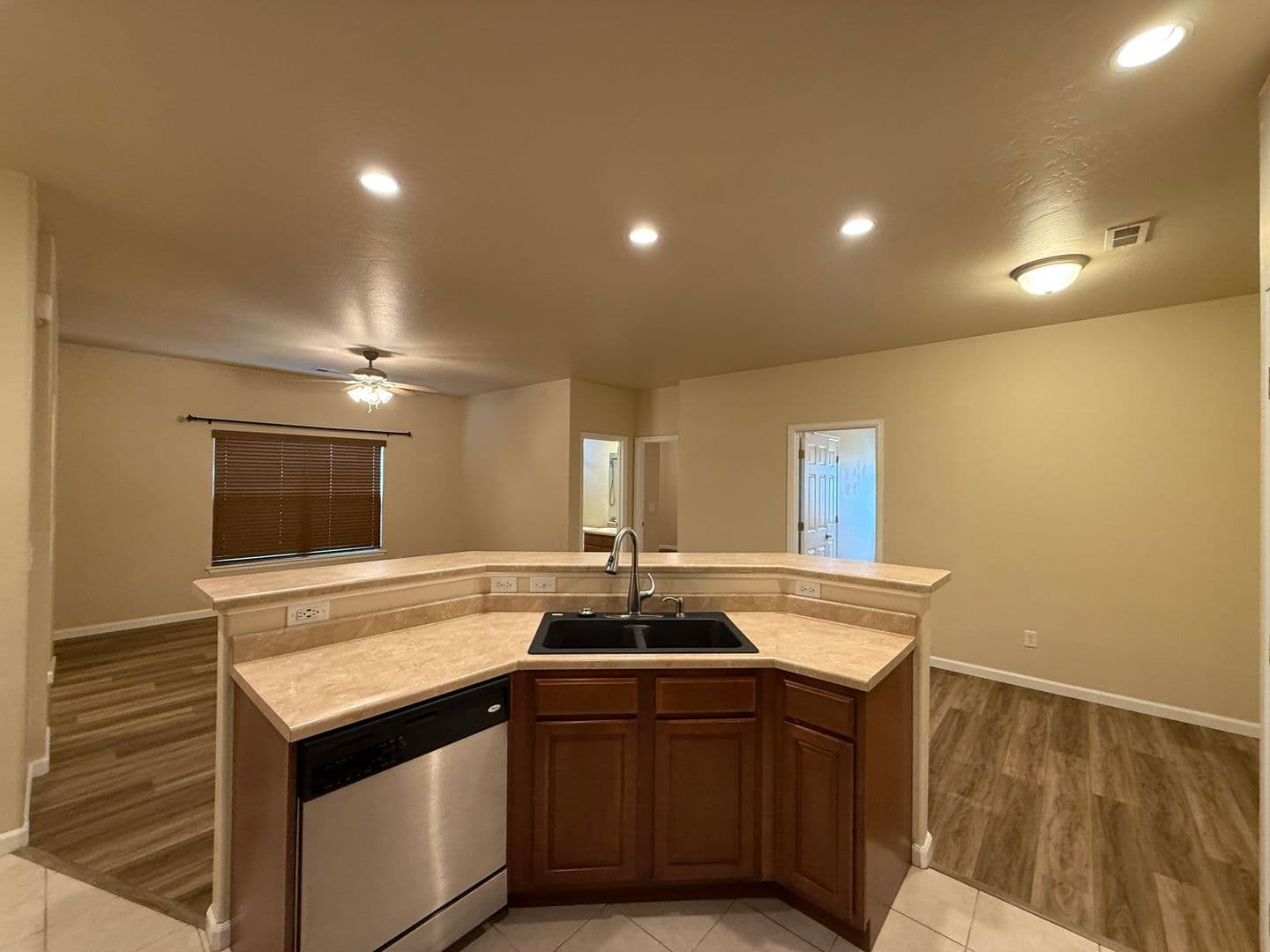 Grand Junction House: 2473 Thurder Mountain Drive, #24