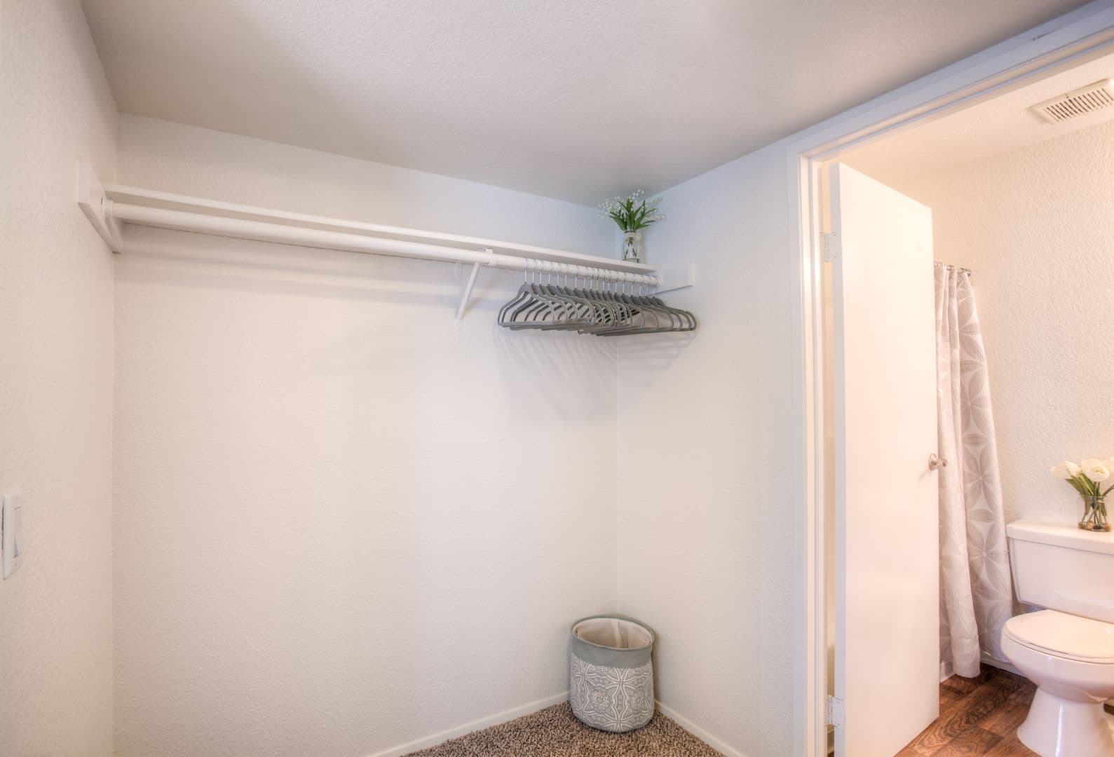 Alta Loma Apartment: 9600 19th Street