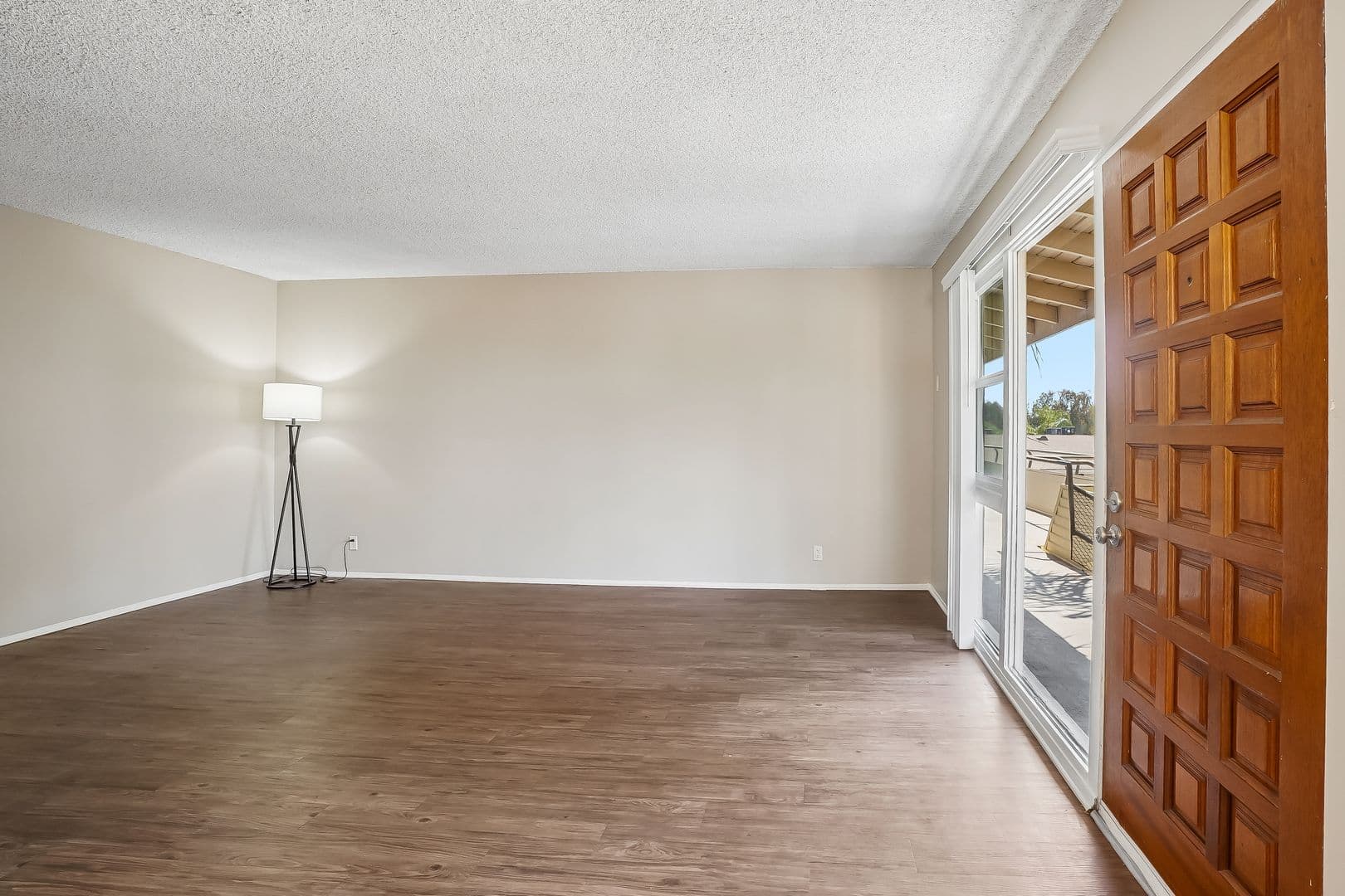 Pasadena Apartment: 410 Raymondale Drive