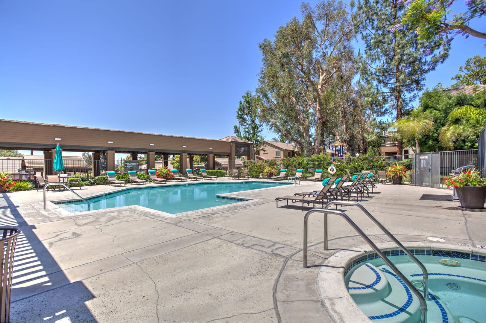 Alta Loma Apartment: 9600 19th Street