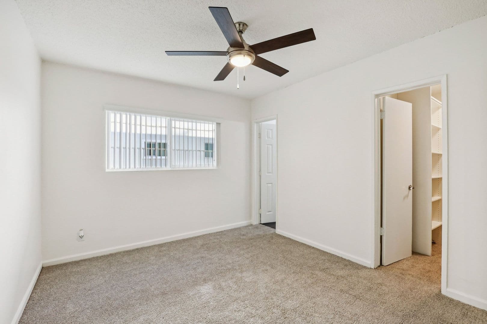 Anaheim Apartment: 1237 & 1243 North Dresden Place
