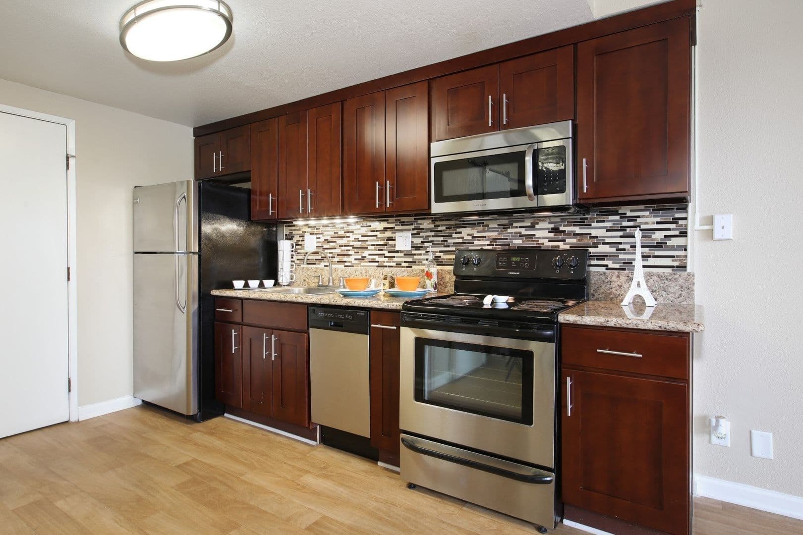 Long Beach Apartment: 3950 N. Virginia Road